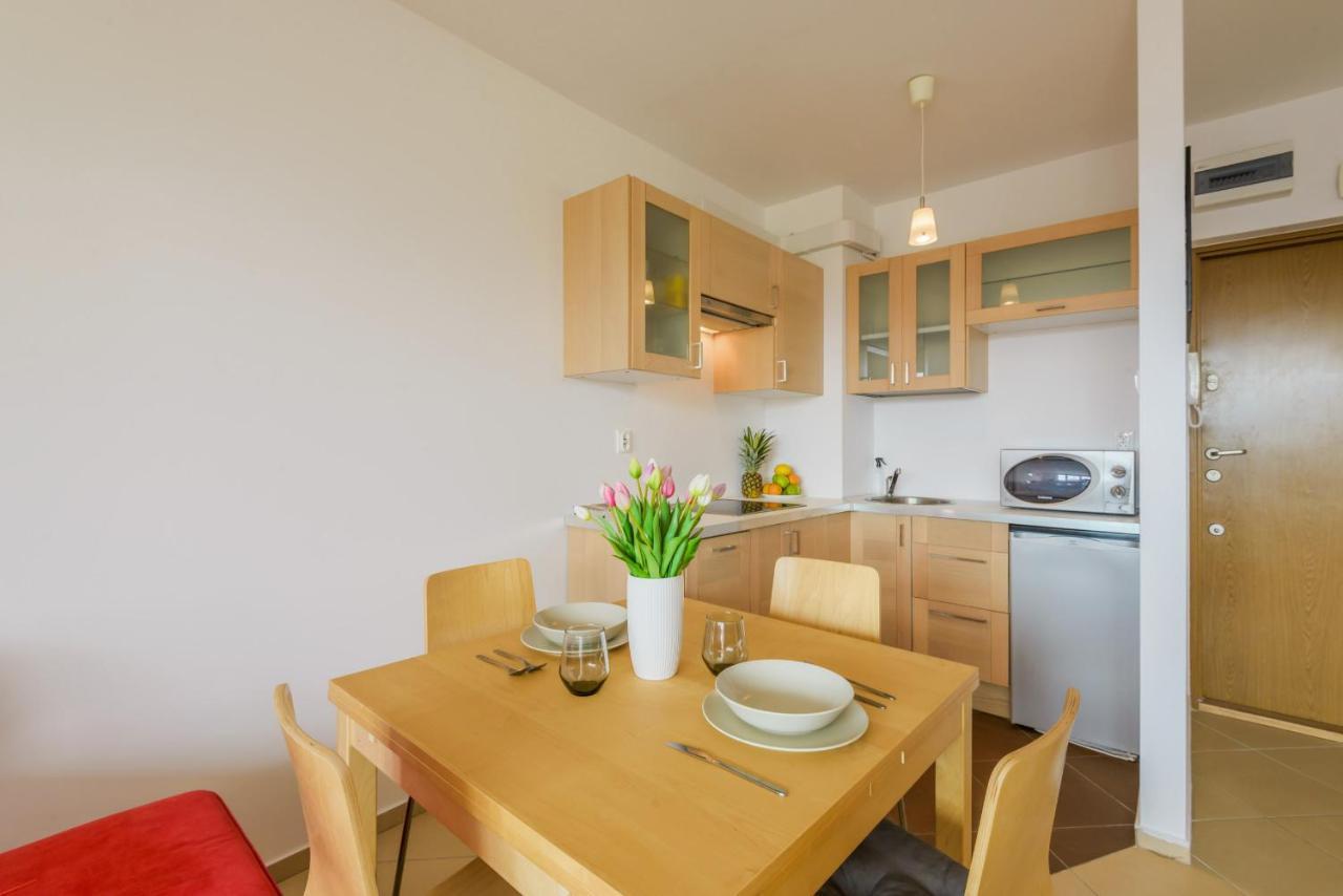 Apartament Madam ステグナ エクステリア 写真